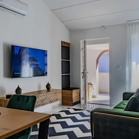 Апартаменты Stylish House Aurora